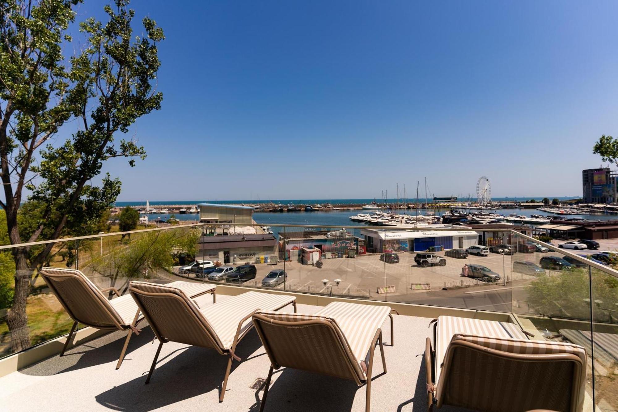 Apartamento Rezident Tomis Marina Constanţa Exterior foto