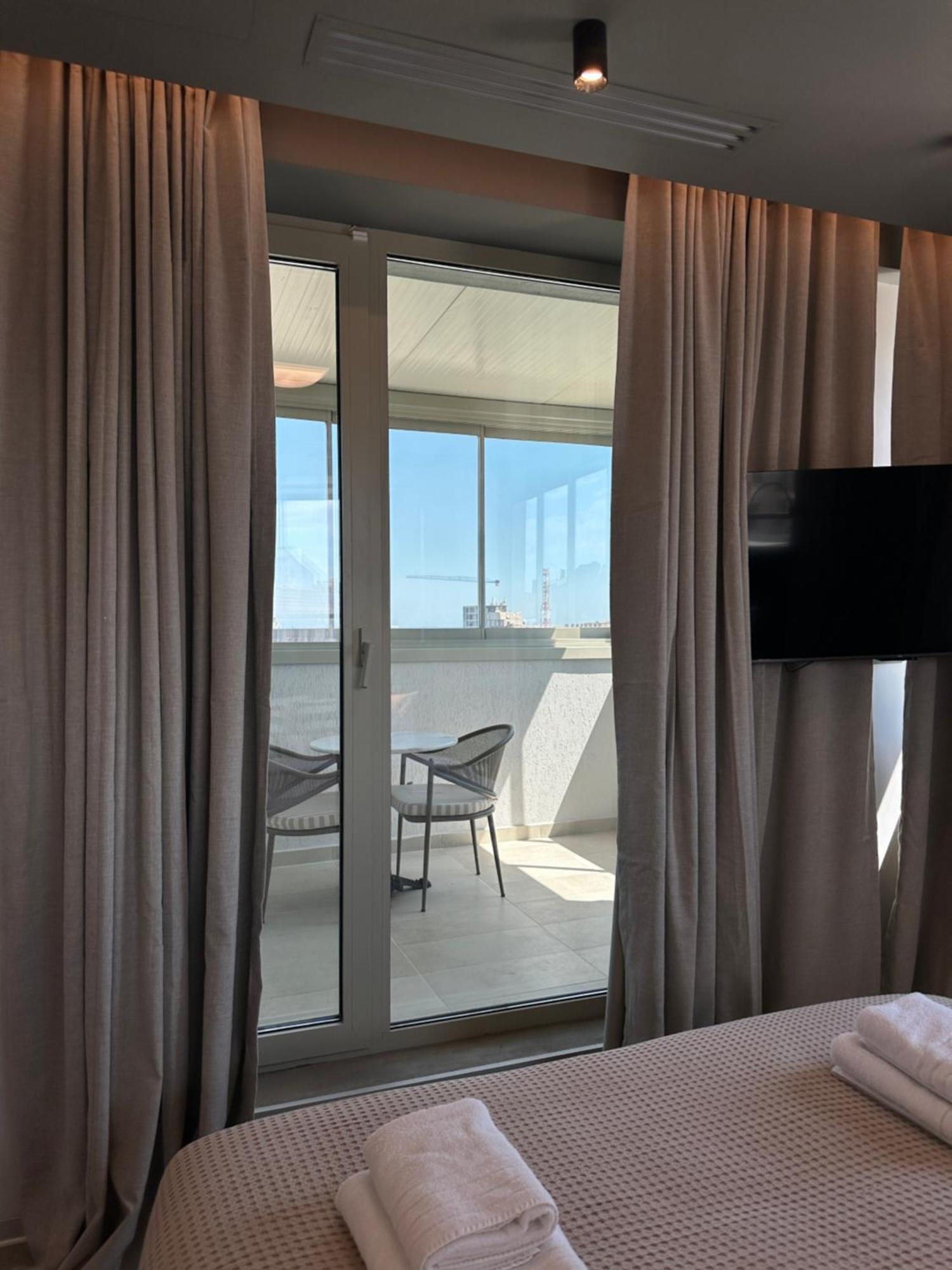 Apartamento Rezident Tomis Marina Constanţa Exterior foto